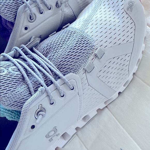 On Running Light Gray Brown Athletic Shoes Sneakers - Picture 8 of 10